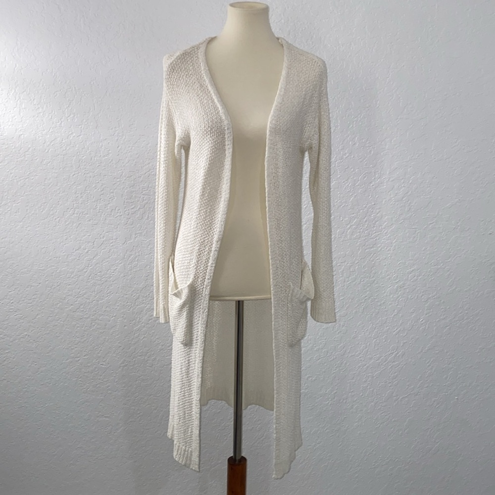 MOON & MADISON CREAM LONG SWEATER SMALL
